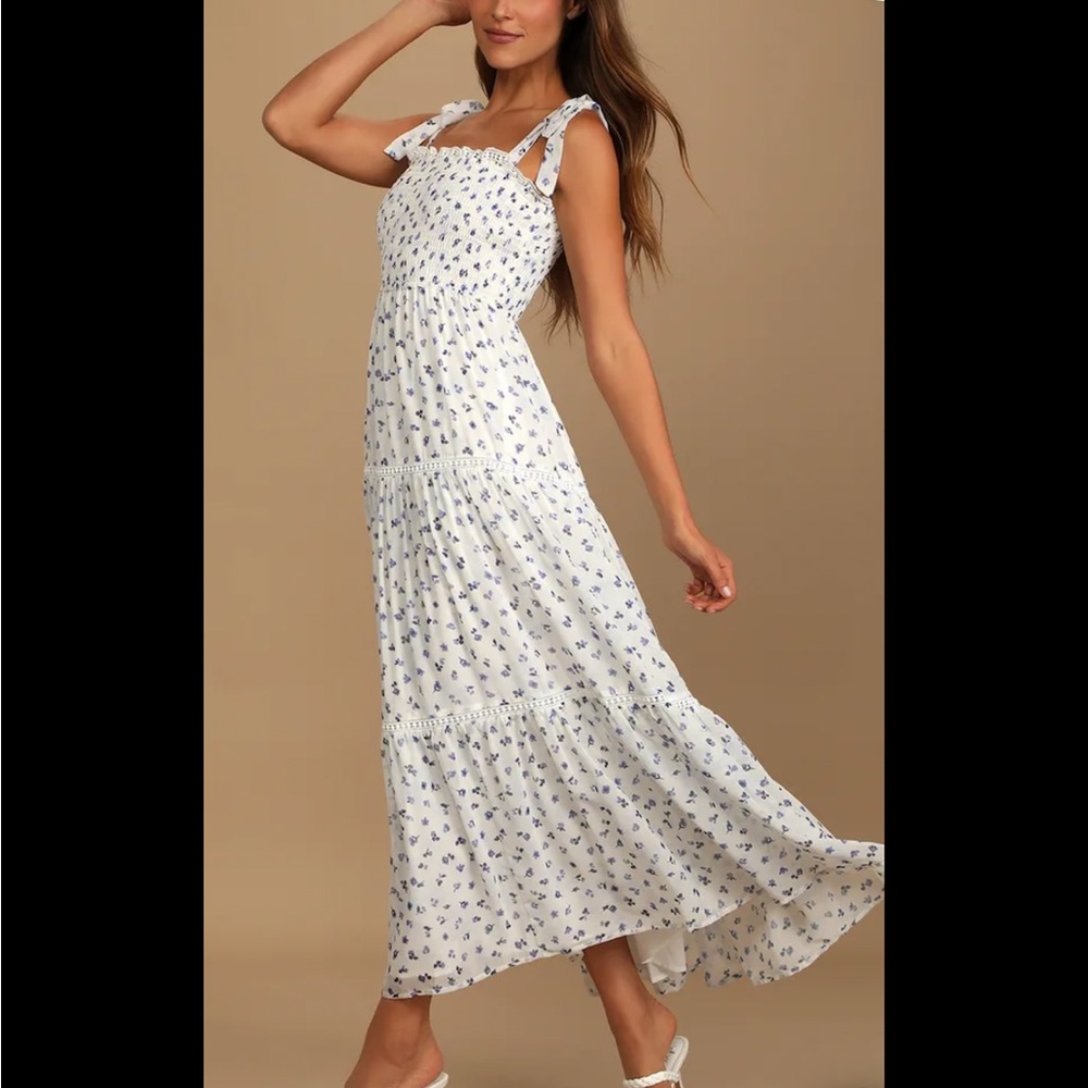 White floral tie strap smocked dress